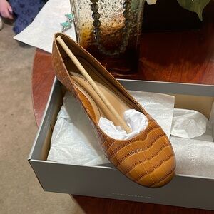 Vionic Hannah Ballet Flat - Croc - Espresso - Size 6 - Brand New with box.